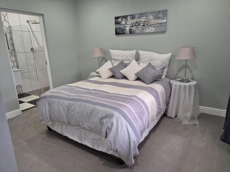4 Bedroom Property for Sale in Kleinbaai Western Cape